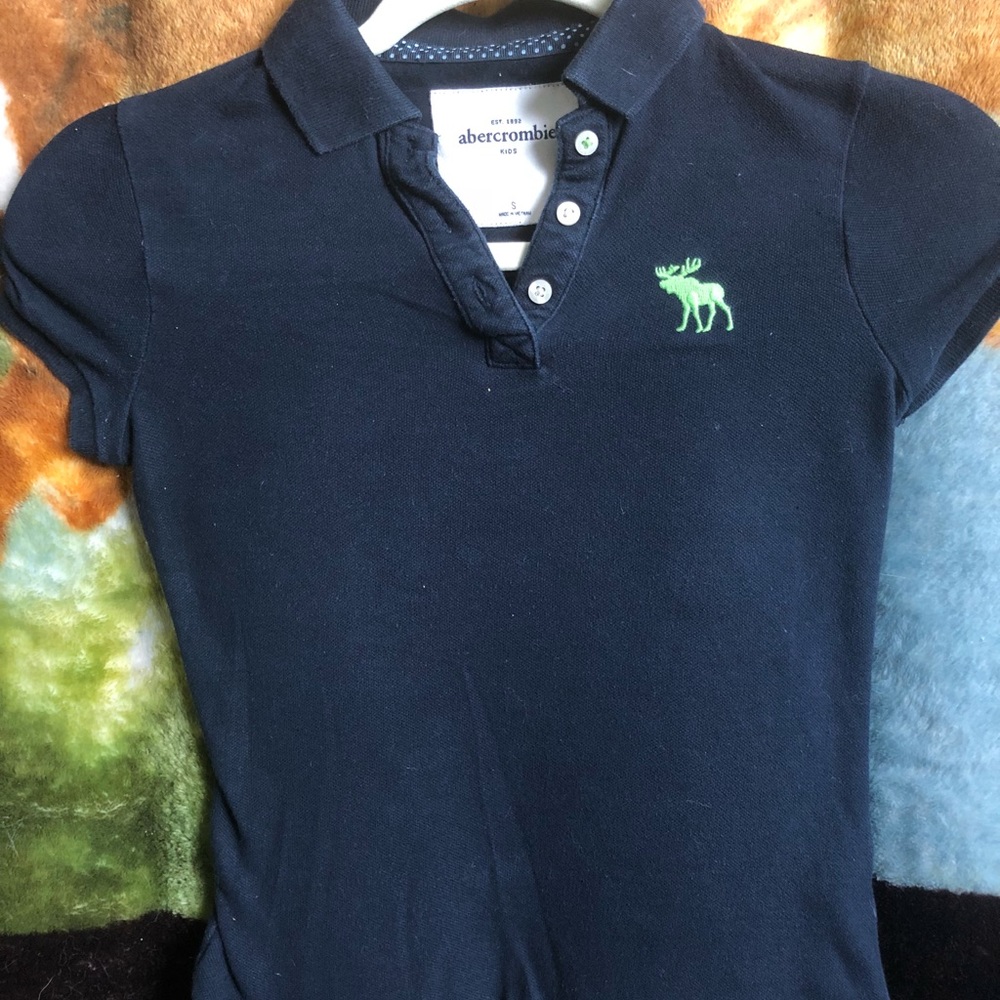 Abercrombie kids collar shirt size S